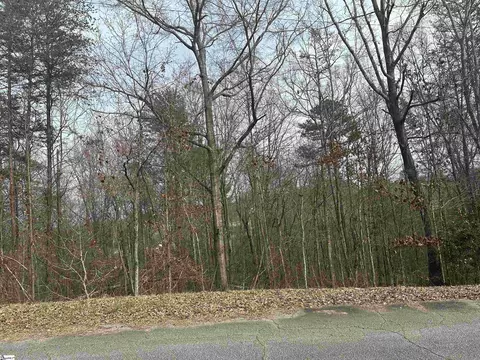 305 Thomas Heights Cir, Seneca, SC 29678