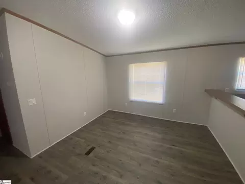 674 Whitten Rd, Waterloo, SC 29384 photo 9