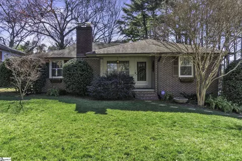 35 Blackburn St, Greenville, SC 29607
