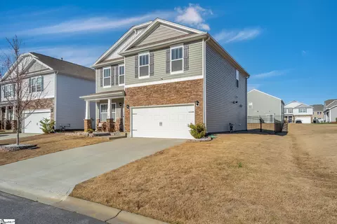 Exterior - 4 Corbel Dr, Greer, SC 29650 photo 3 of 5