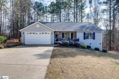 9 Oasis Ct, Taylors, SC 29687