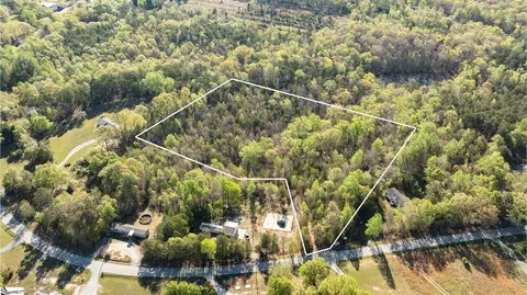 001 Glenn Springs Rd, Pauline, SC 29374