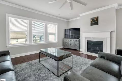 Living - 155 Redcroft Dr, Greer, SC 29651 photo 3 of 7