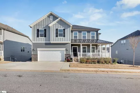 155 Redcroft Dr, Greer, SC 29651