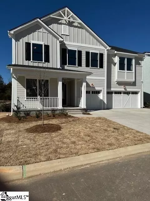 301 Devere Dr, Fountain Inn, SC 29644