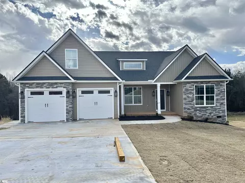 805 Rolling Valley Ct, Greer, SC 29651