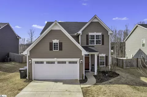 77 Wiltshire Cir, Easley, SC 29642