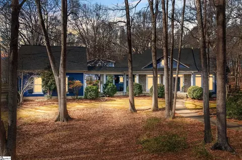 815 Jonesville Rd, Simpsonville, SC 29681