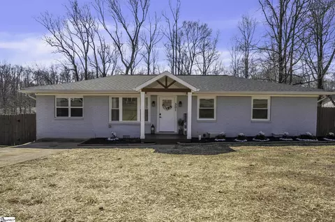 301 Speedway Dr, Fountain Inn, SC 29644