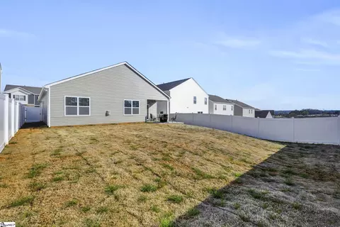 Exterior - 541 Sapling Gap Rd, Greer, SC 29651 photo 3 of 5