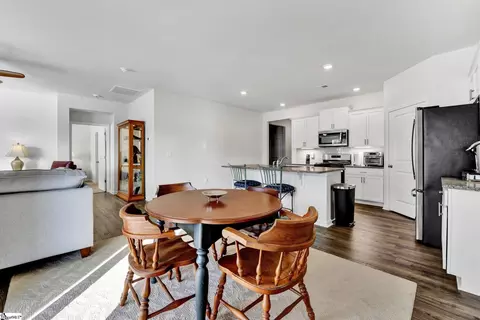 Dining - 541 Sapling Gap Rd, Greer, SC 29651 photo 2 of 3
