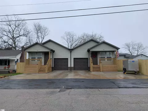 104 N Florida Ave, Greenville, SC 29611