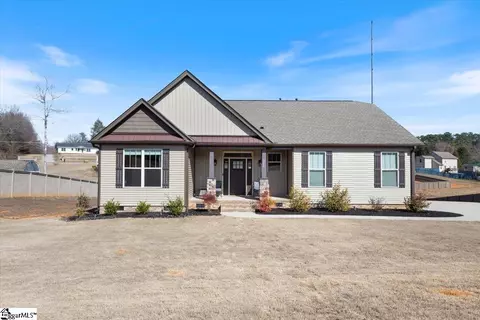 205 Spruce Creek Ct, Greer, SC 29651