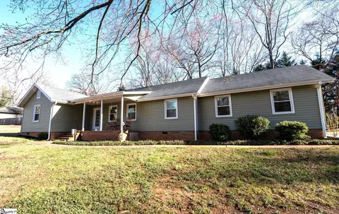 503 Oakwood Estates Dr, Anderson, SC 29621