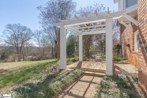 Exterior - 114 Skyland Dr, Easley, SC 29640 photo 7 of 11
