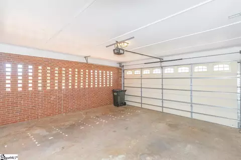 Exterior - 114 Skyland Dr, Easley, SC 29640 photo 4 of 11