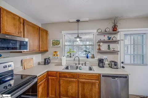 Kitchen - 109 Pendleton Ct, Easley, SC 29640 photo 3 of 3