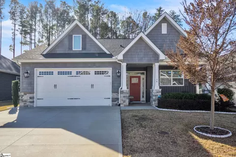 14 Golden Apple Trl, Mauldin, SC 29662