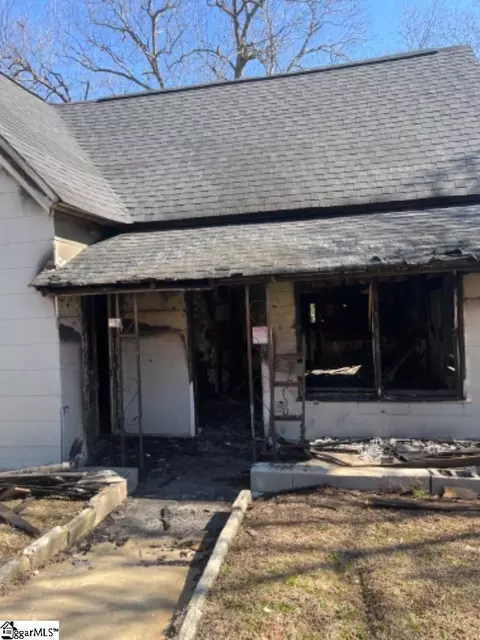 214 E St, Anderson, SC 29625