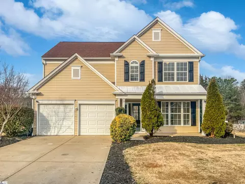 2 Sawtooth Ct, Simpsonville, SC 29680