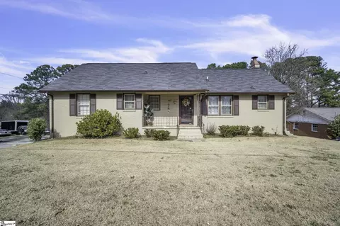 2907 E North St, Greenville, SC 29615