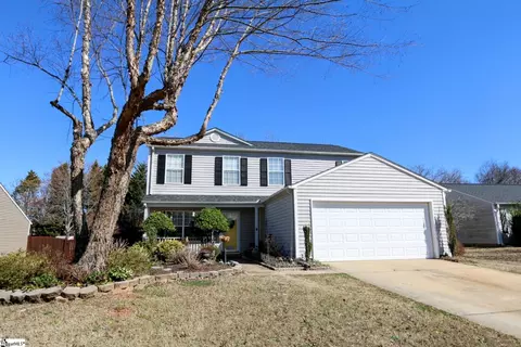 301 Tripmont Ct, Simpsonville, SC 29680