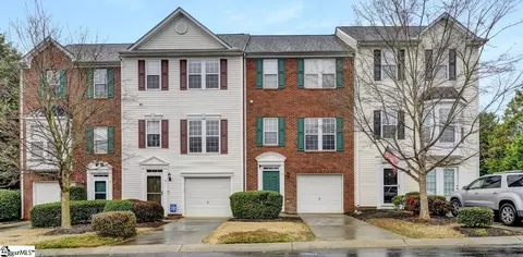 4 Courtfield Pl, Mauldin, SC 29662