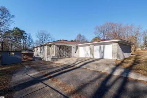 113 Michigan Ave, Gaffney, SC 29341