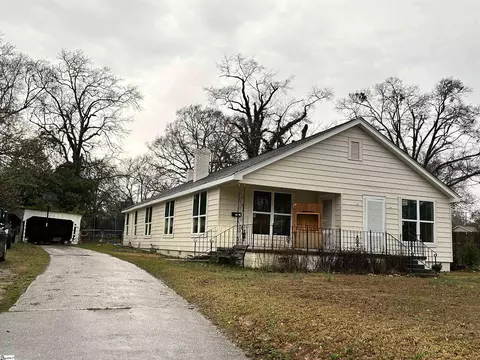 505 N Adair St, Clinton, SC 29325