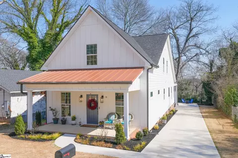11 Chicora Ave, Greenville, SC 29605