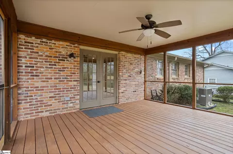 Exterior - 504 Windward Way, Greer, SC 29650 photo 4 of 6