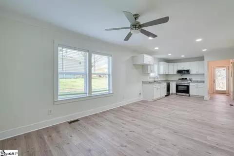 702 Blair St, Easley, SC 29640 photo 8
