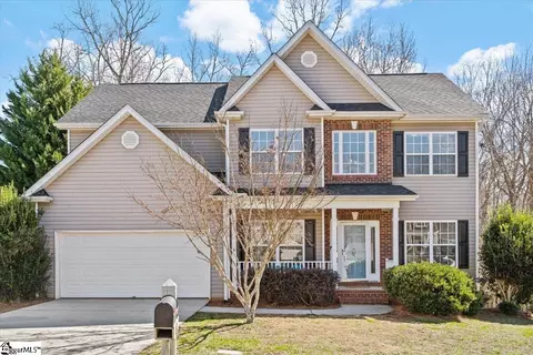 105 Brittle Creek Ln, Simpsonville, SC 29680
