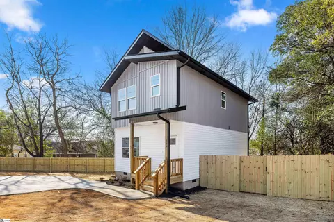 235 Honour St, Greenville, SC 29611