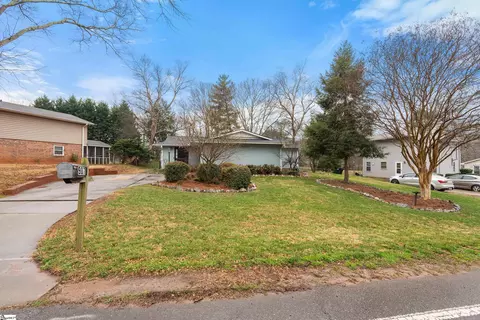 907 Davenport Rd, Simpsonville, SC 29680