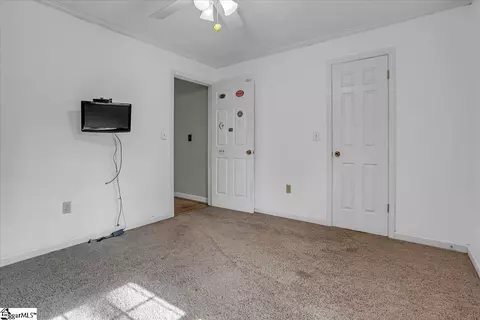 Bedroom - 104 E Shallowstone Rd, Greer, SC 29650 photo 4 of 4