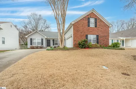 11 Sentinel Ct, Simpsonville, SC 29681