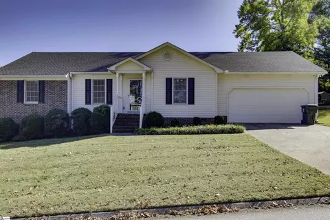 22 Chosen Ct, Greer, SC 29650