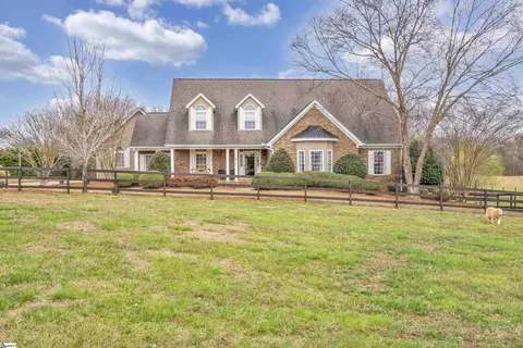 1911 Sharon Rd, Woodruff, SC 29388