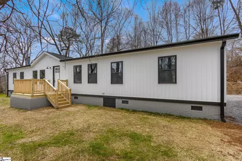 1683 New Mcelhaney Rd, Travelers Rest, SC 29690