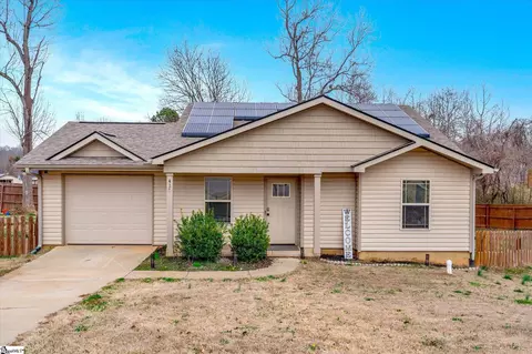 430 Mount Hood Dr, Inman, SC 29349