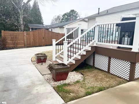 Exterior - 908 Devenger Rd, Greer, SC 29650 photo 3 of 14