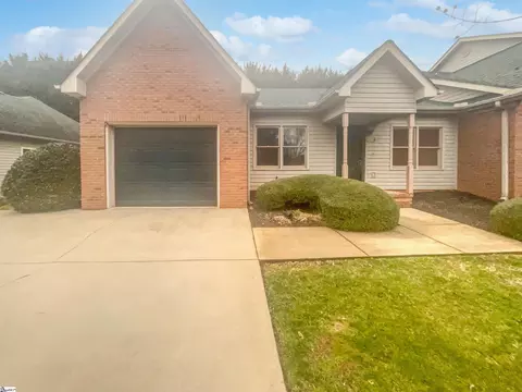 112 A Pinnacle Ln, Easley, SC 29642