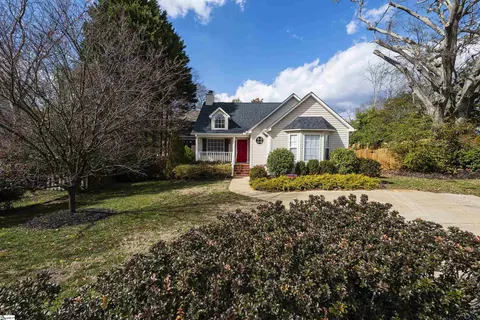 4 Augusta Ct, Greenville, SC 29605