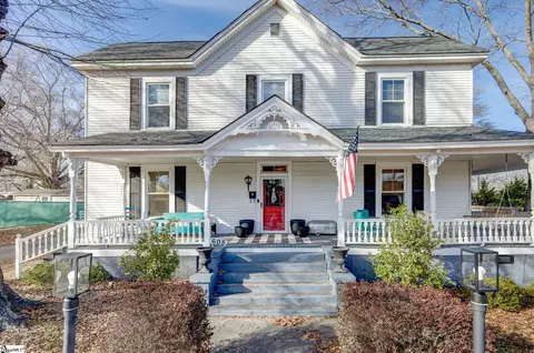 605 NE Main St, Easley, SC 29640