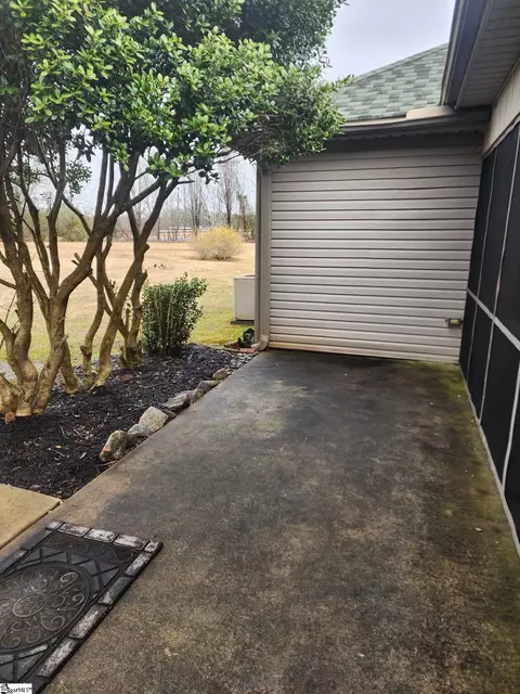 Exterior - 104 C Pinnacle Ln, Easley, SC 29642 photo 2 of 4