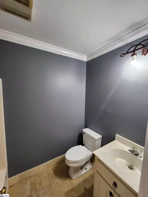 Bath - 104 C Pinnacle Ln, Easley, SC 29642 photo 3 of 3