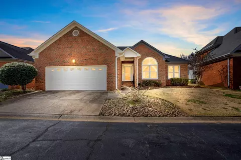 14 Brookstone Grn, Greenville, SC 29609