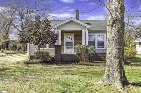 55 West Ave, Greenville, SC 29611