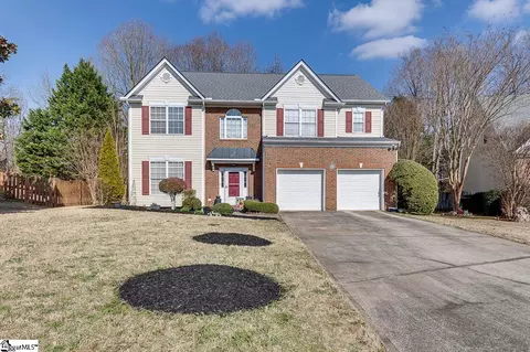 25 Shadowrock Ct, Simpsonville, SC 29681